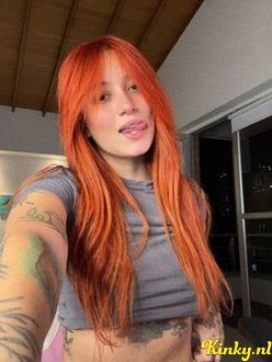 caro-virtual-sex-via-kinky-690b54dbc0682f0013e02277