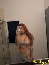 caro-virtual-sex-via-kinky-690b54dbf044d900134e3e37