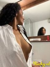 julia-prive-ontvangst-via-kinky-690b77c7f65b700013931fb5