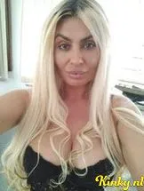 maria-escort-via-kinky-690e50fb96de780013835c2d