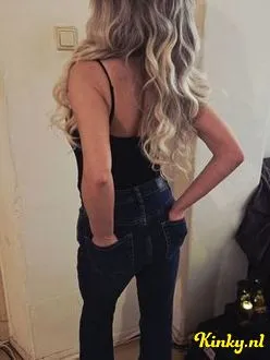 inna-escort-via-kinky-697f0f9fac6ef70013cbb29b