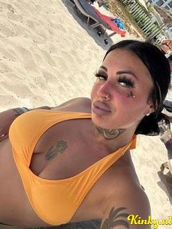 jasmine-escort-via-kinky-690c7ff1a9c49d001396746d