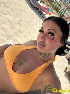 jasmine-escort-via-kinky-690c7ff1a9c49d001396746d