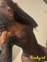 kourtney-escort-via-kinky-6930679a6286ac0012bf56c2