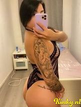 candy-virtual-sex-via-kinky-690cfaa1a9c49d00139675ca