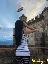 valentina-prive-ontvangst-via-kinky-691c43e1f044d900134e5c04