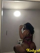 katy-prive-ontvangst-via-kinky-6914511faef88e0013c9bf49