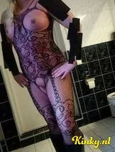 shelly-escort-via-kinky-699c1eb7c0d6040013bf0396