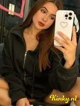 Hanna - Sexy and beautiful lady!