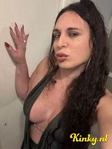 selena-ts-prive-ontvangst-via-kinky-6932dbec8e22030013c0ce5a