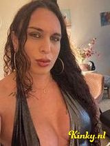 Selena TS - Colombiaanse Transvrouw ontvangt privé en discreet