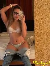 pamela-escort-via-kinky-69133bb135dea800130b241c