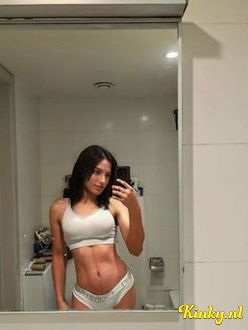 kendall-prive-ontvangst-via-kinky-694d470bd617f0001318c8ed