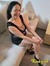 rosa-erotische-massage-via-kinky-698f3649a2b615001329a9e2