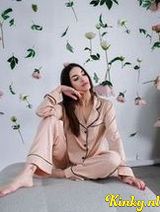 Michelle - New in the Netherlands