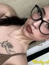 Dea - Sexy bombshell