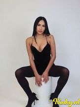 lucy-escort-via-kinky-692726915cb7bf001380090d