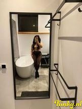 valeria-prive-ontvangst-via-kinky-6920cc43c0682f0013e0463d