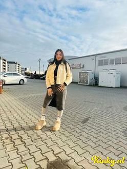 raysa-prive-ontvangst-via-kinky-6938345eb4d7b1001419ba55