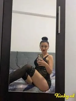 vanessa-prive-ontvangst-via-kinky-698c892deb0a1d00124970ac