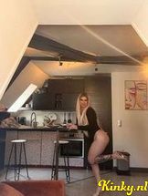 larissa-prive-ontvangst-via-kinky-691f1916665fb20013637692