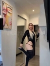 Larissa Ts - Ik ben een Braziliaanse Latina transvrouw. 