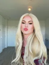 Larissa Ts - 🍒Een pop voor al je wensen.🍑🍌