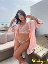 celeste-prive-ontvangst-via-kinky-691bc0a432844c0013f65566