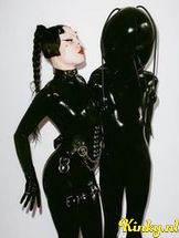 moir-bdsm-via-kinky-691cdc88c0682f0013e03edb