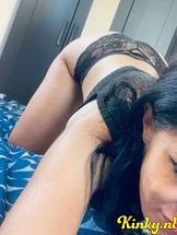 aisha-escort-via-kinky-69243bddf65b7000139343a7