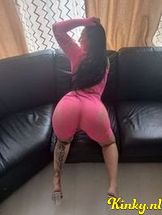 lorett-escort-via-kinky-6925d4a4665fb200136382f3