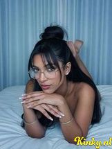 tatiana-prive-ontvangst-via-kinky-691f285a0e66ef00137b7d9a