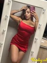 Camila - Sexy en leuke speelse jongedame