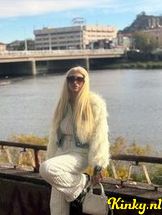 suzi-escort-via-kinky-691f3eb8665fb20013637744