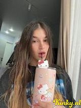 Helen - New young girl in city