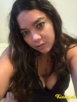 rosaline-escort-via-kinky-693acb009b028e0014b578e0