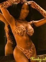 xiara-escort-via-kinky-69206be635dea800130b3cb8