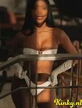 Xiara - Brunette / party/tight wet pussy bitch