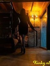 meesteres-summer-bdsm-via-kinky-69206804f044d900134e6381