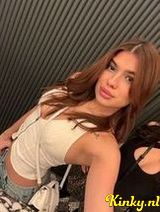 Mila - Young and spontaneous