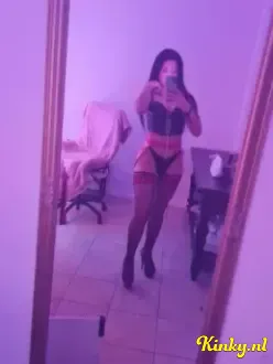 maya-escort-via-kinky-69af04889bb1dd0013c20d78