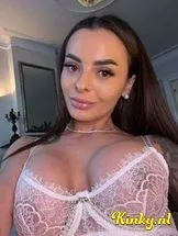 irina-prive-ontvangst-via-kinky-6932f2feef5c28001296db41