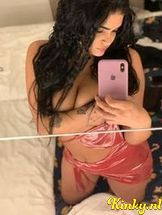 selena-prive-ontvangst-via-kinky-6928843d695ee8001390a052