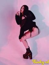 Milana - Sexy brunette, predator's look