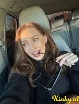 Anora - Party girl:) Text by WhatsApp