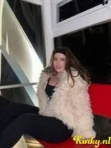 Anora - Party girl:) Text by WhatsApp