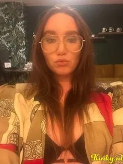 adrita-prive-ontvangst-via-kinky-6928cac7a66e5800130ef415