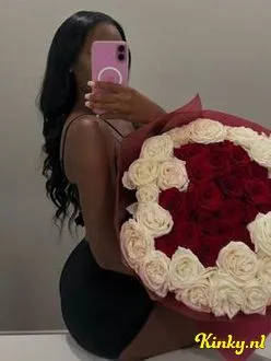 valentina-prive-ontvangst-via-kinky-698e5014e4faf00014eb5cee