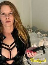 mistress-henriette-bdsm-via-kinky-692ef6cb4a70f4001308f7b3