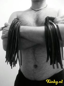 rowan-bdsm-via-kinky-69393f40f83c6e0013fb4aec